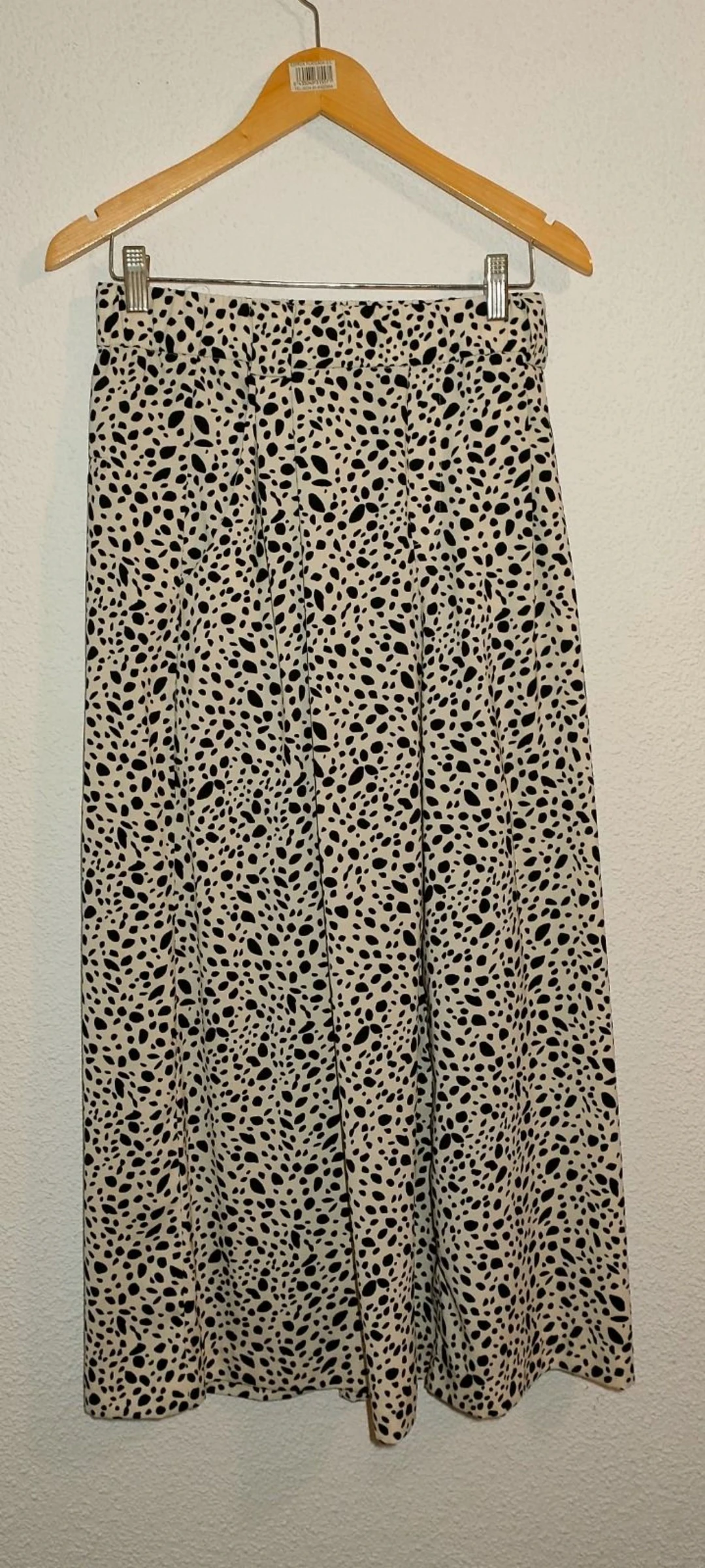 Pantalones anchos Zara